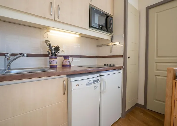 Lägenhet L'esquinade - J4 332 By Interhome *