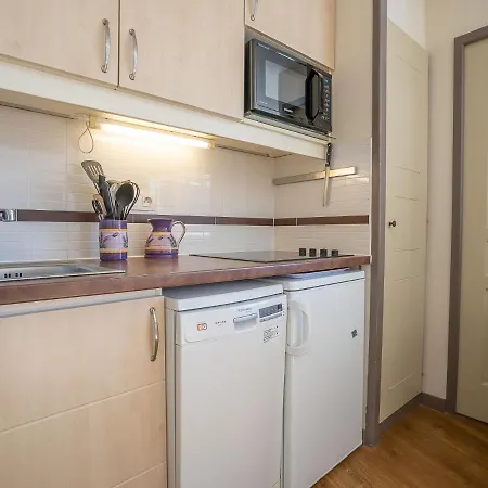 Apartment L'esquinade - J4 332 By Interhome *
