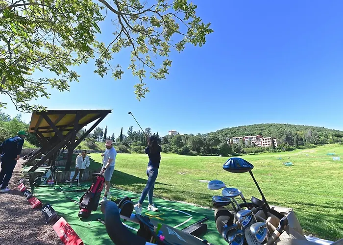 L'esquinade - J4 332 By Interhome *